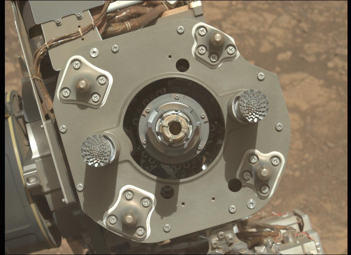 This image was taken by MCZ_LEFT onboard NASA's Mars rover Perseverance on Sol 1538