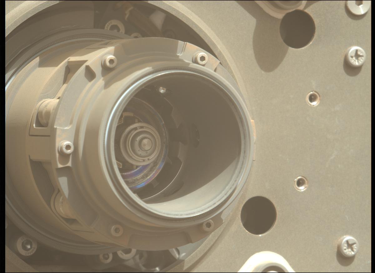 This image was taken by MCZ_LEFT onboard NASA's Mars rover Perseverance on Sol 1538