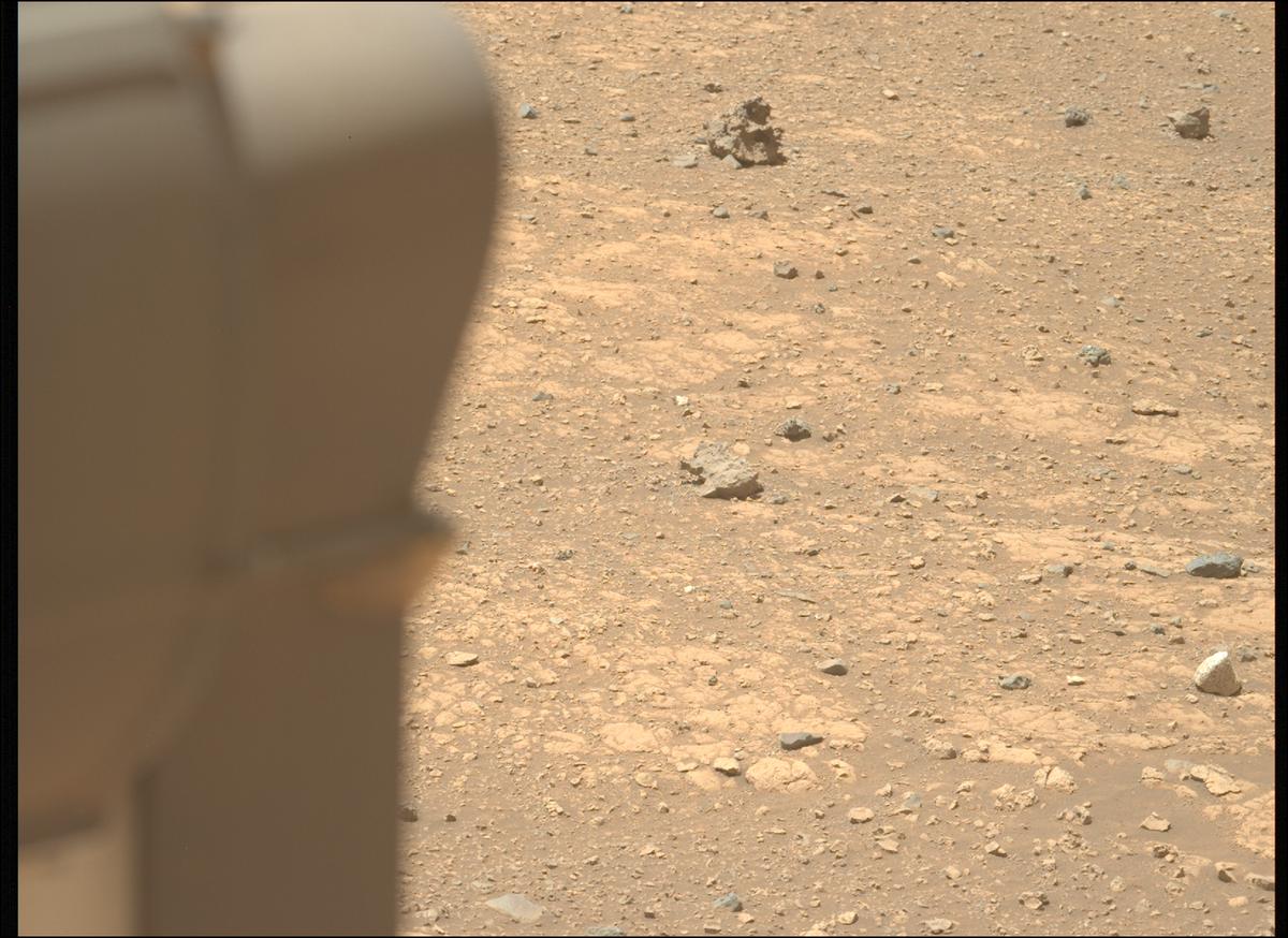 This image was taken by MCZ_LEFT onboard NASA's Mars rover Perseverance on Sol 1539