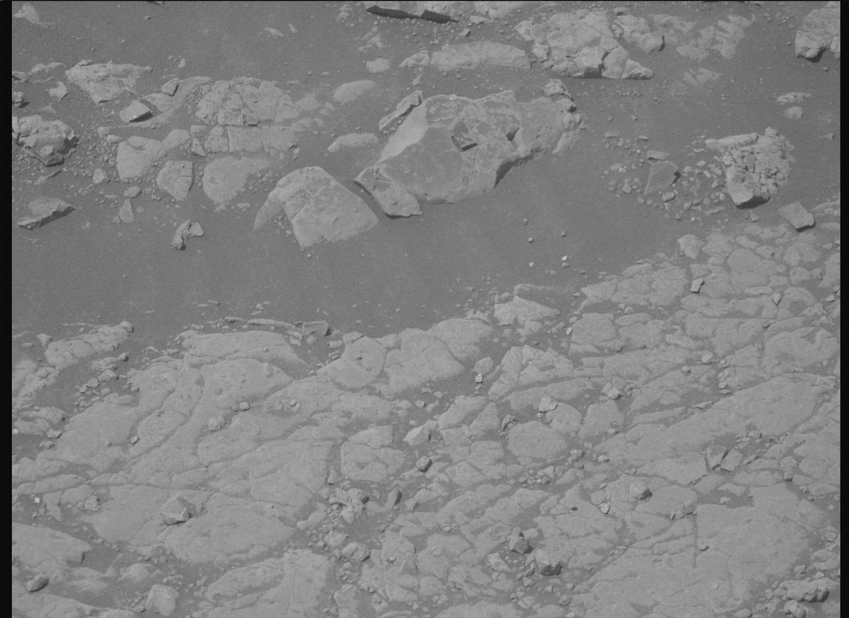 This image was taken by MCZ_RIGHT onboard NASA's Mars rover Perseverance on Sol 1539