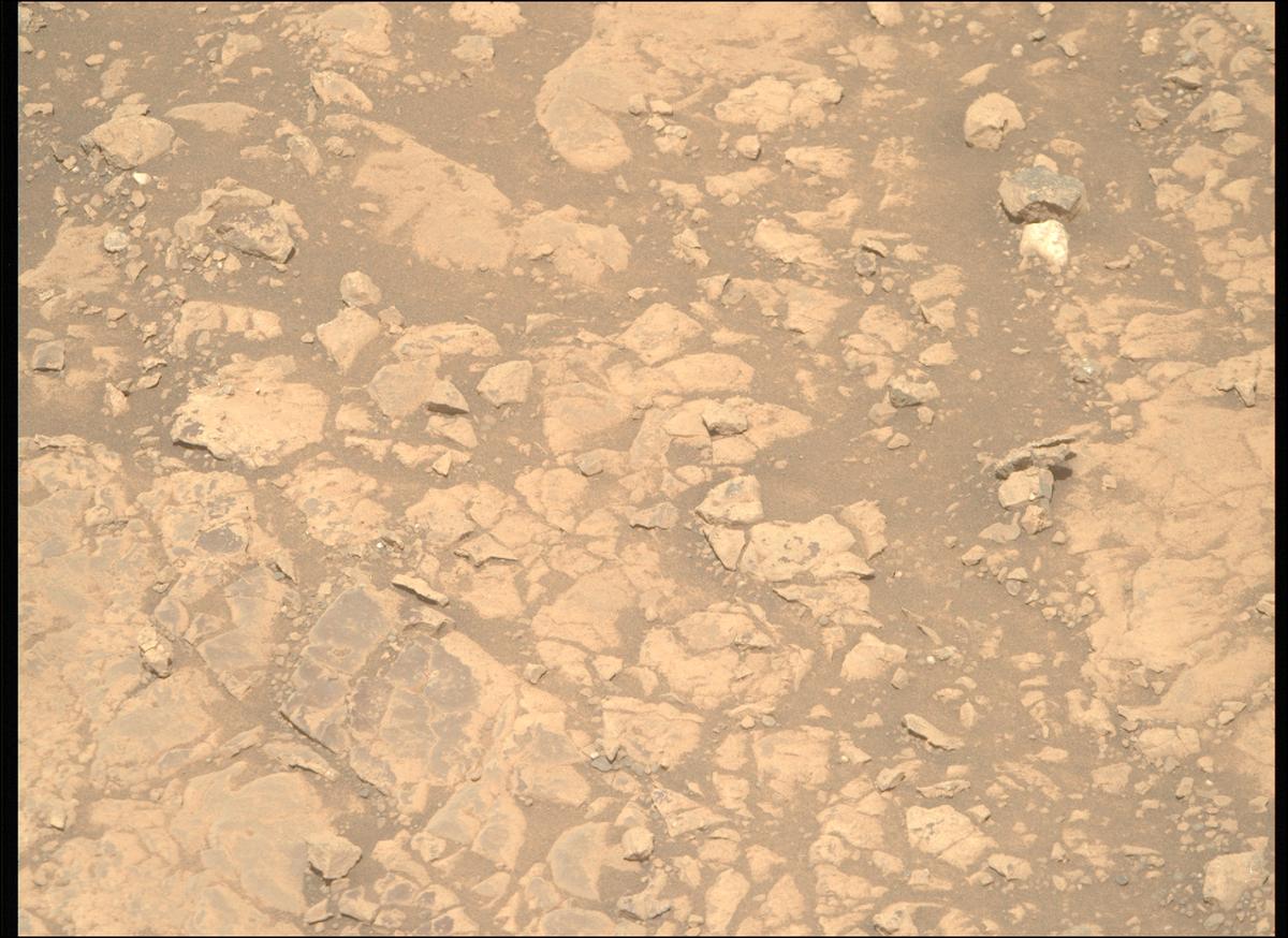 This image was taken by MCZ_RIGHT onboard NASA's Mars rover Perseverance on Sol 1539