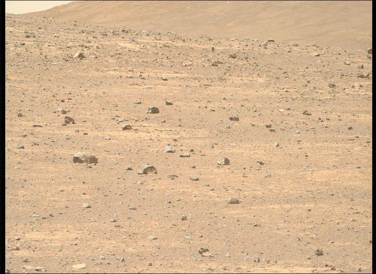 This image was taken by MCZ_RIGHT onboard NASA's Mars rover Perseverance on Sol 1539