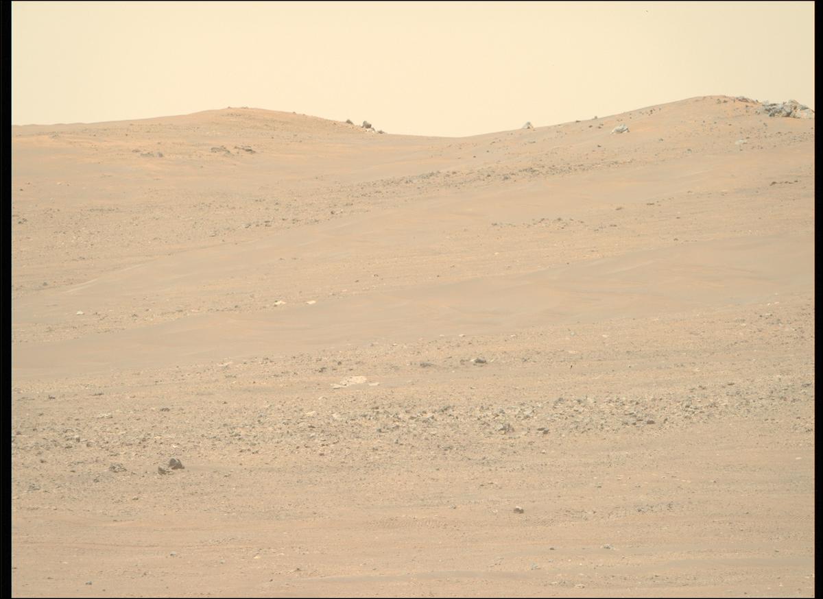 This image was taken by MCZ_RIGHT onboard NASA's Mars rover Perseverance on Sol 1541