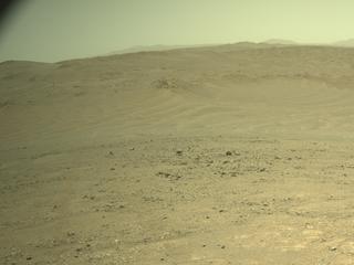 View image taken on Mars, Mars Perseverance Sol 1542: Right Navigation Camera (Navcam)