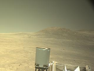 View image taken on Mars, Mars Perseverance Sol 1542: Right Navigation Camera (Navcam)