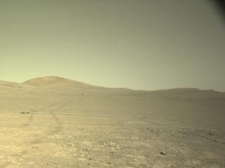 View image taken on Mars, Mars Perseverance Sol 1542: Right Navigation Camera (Navcam)