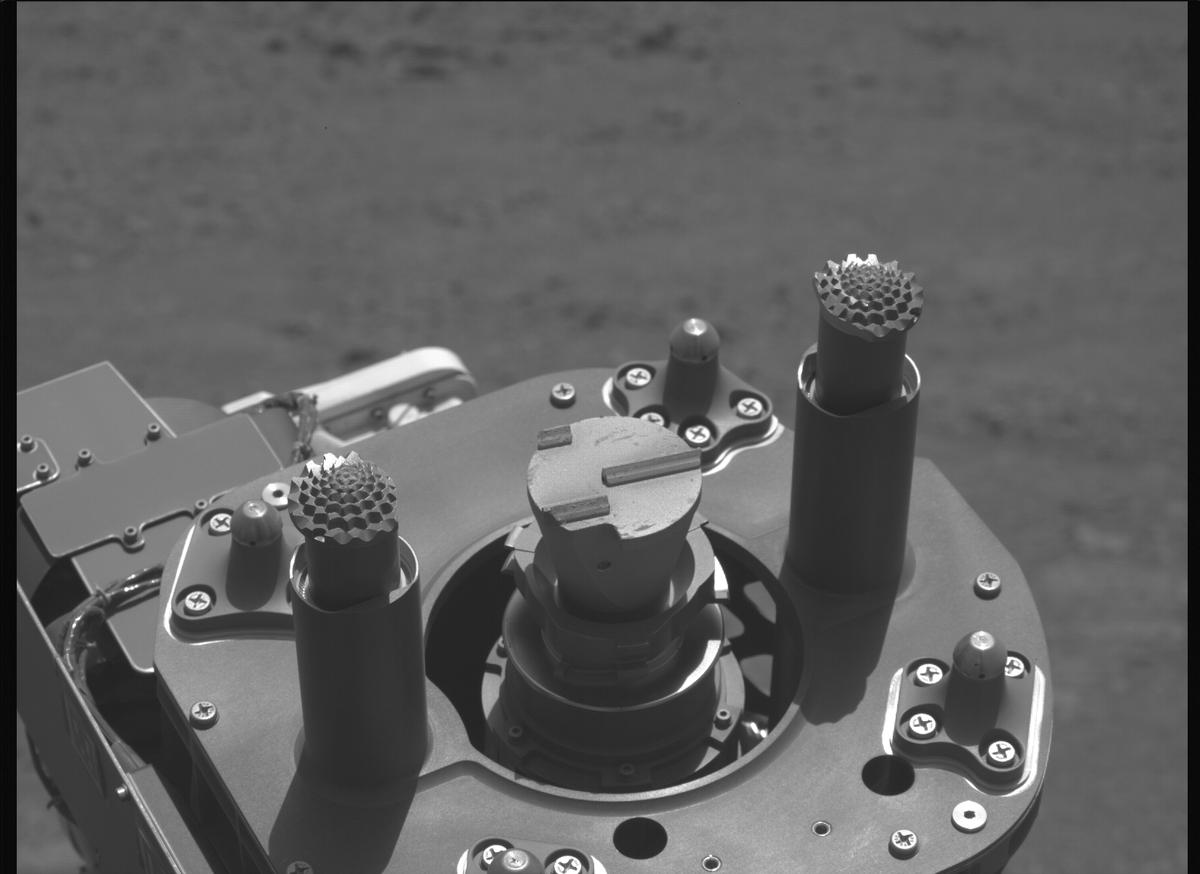 This image was taken by MCZ_LEFT onboard NASA's Mars rover Perseverance on Sol 1545
