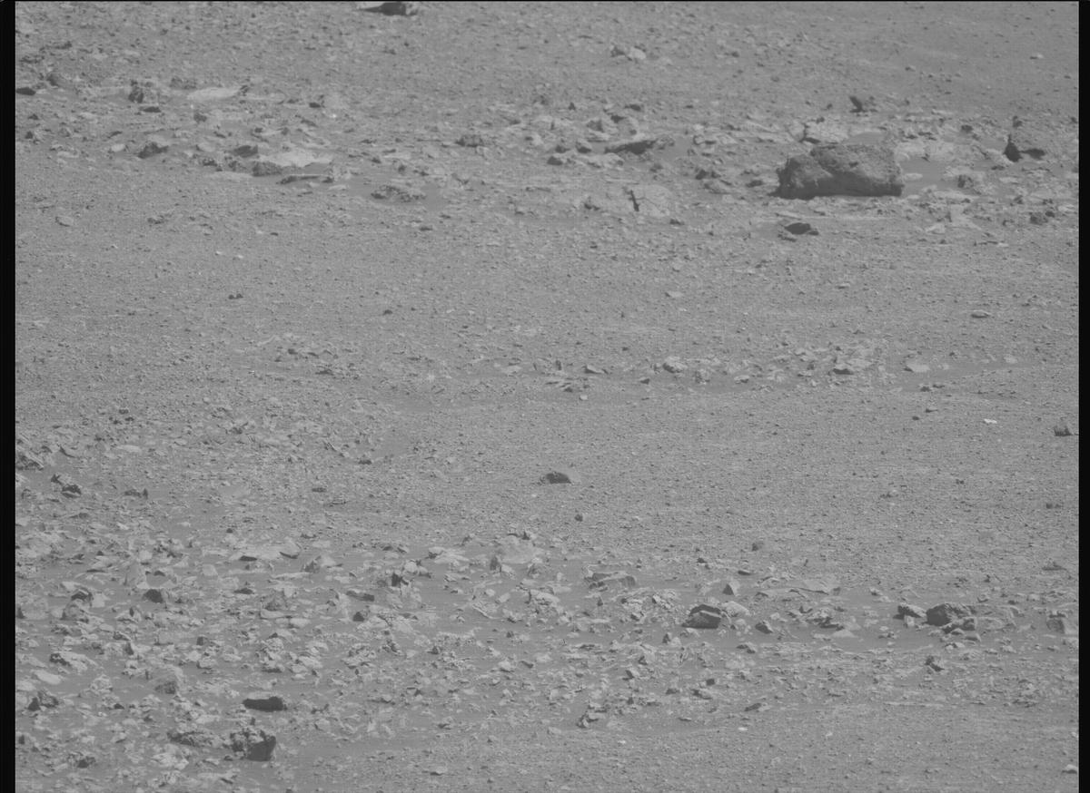 This image was taken by MCZ_LEFT onboard NASA's Mars rover Perseverance on Sol 1548