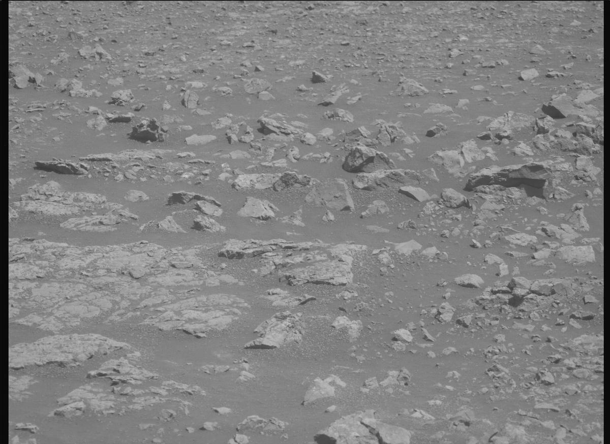This image was taken by MCZ_LEFT onboard NASA's Mars rover Perseverance on Sol 1548