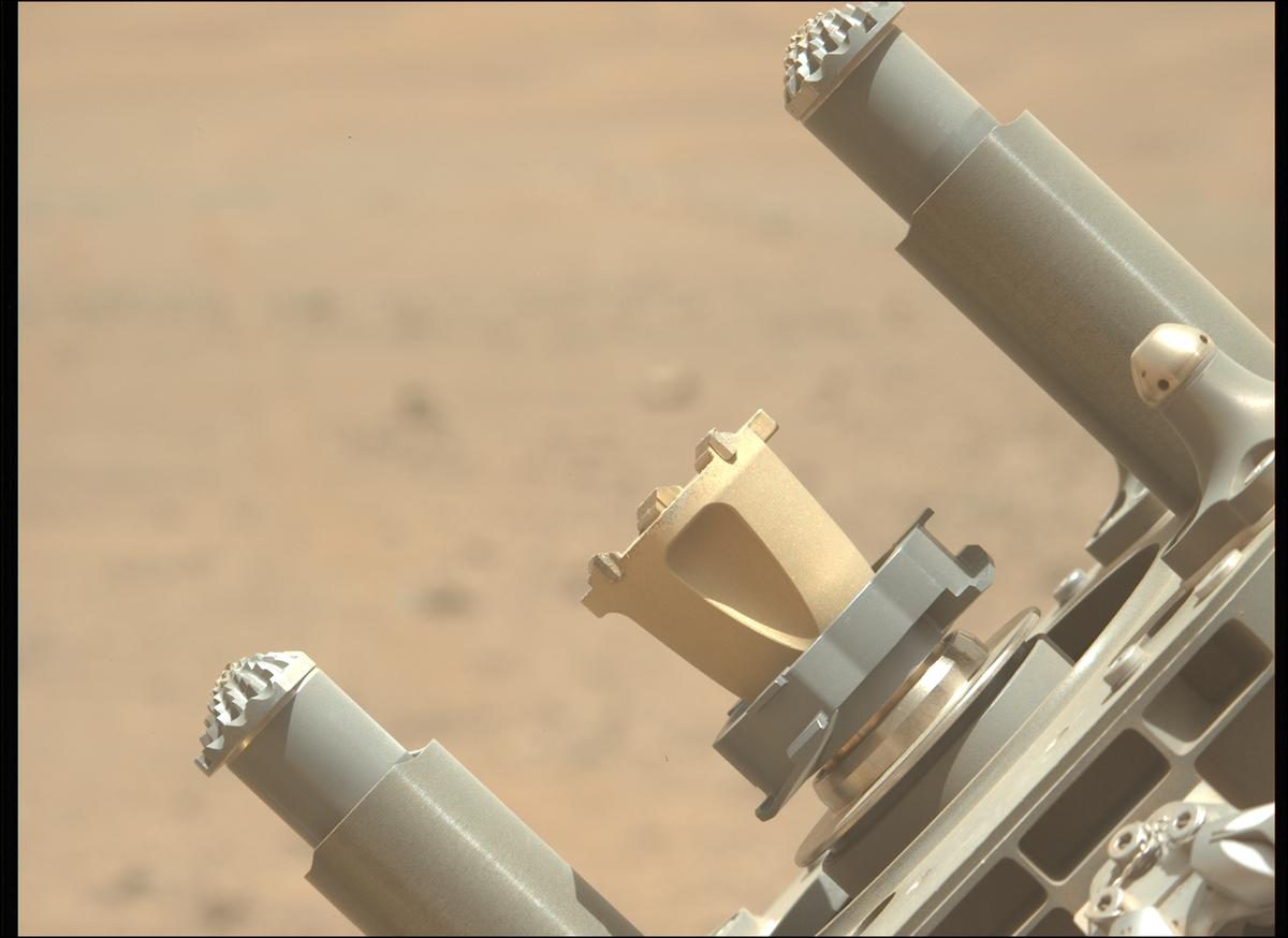 This image was taken by MCZ_LEFT onboard NASA's Mars rover Perseverance on Sol 1548