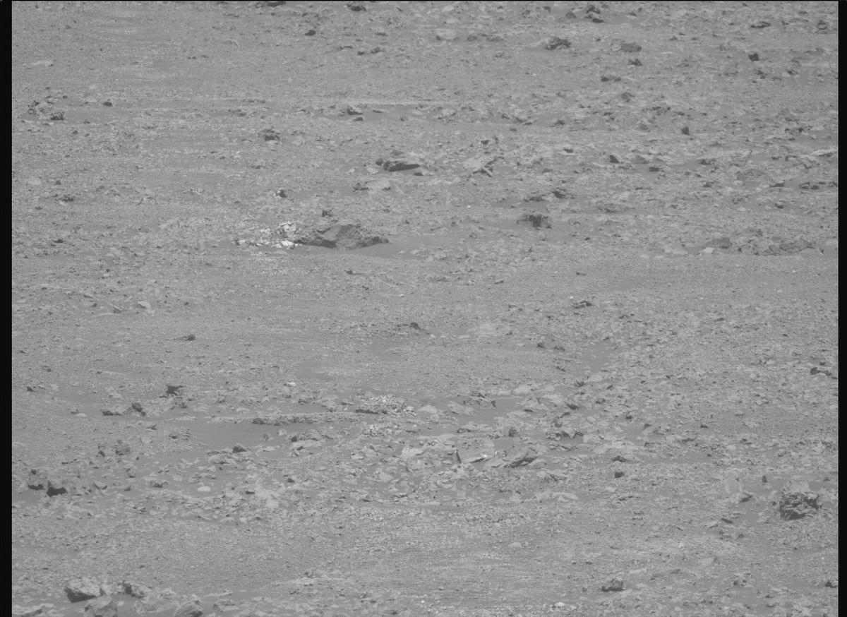 This image was taken by MCZ_RIGHT onboard NASA's Mars rover Perseverance on Sol 1548