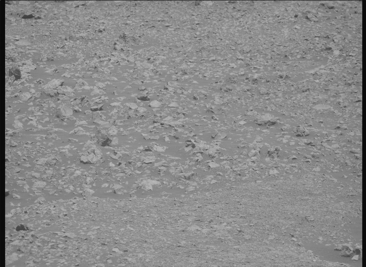 This image was taken by MCZ_RIGHT onboard NASA's Mars rover Perseverance on Sol 1548