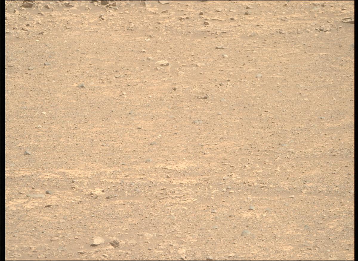 This image was taken by MCZ_RIGHT onboard NASA's Mars rover Perseverance on Sol 1548