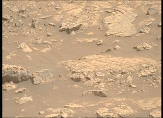 View image taken on Mars, Mars Perseverance Sol 1548: Right Mastcam-Z Camera