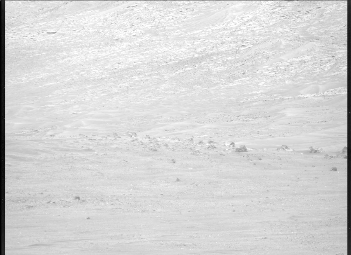 This image was taken by MCZ_RIGHT onboard NASA's Mars rover Perseverance on Sol 1548