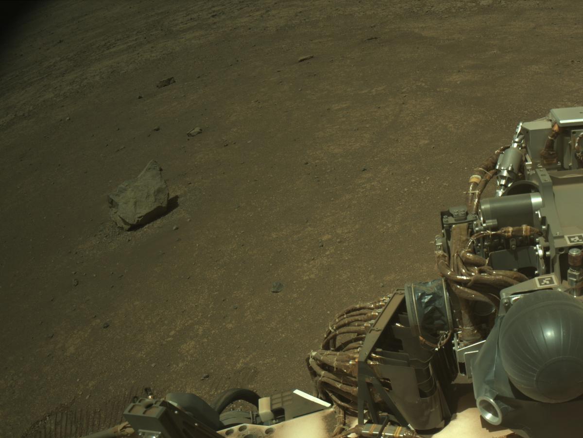 This image was taken by NAVCAM_LEFT onboard NASA's Mars rover Perseverance on Sol 1551