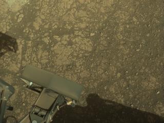 View image taken on Mars, Mars Perseverance Sol 1552: Right Navigation Camera (Navcam)