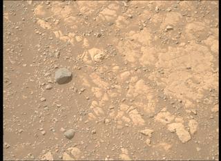 View image taken on Mars, Mars Perseverance Sol 1552: Right Mastcam-Z Camera