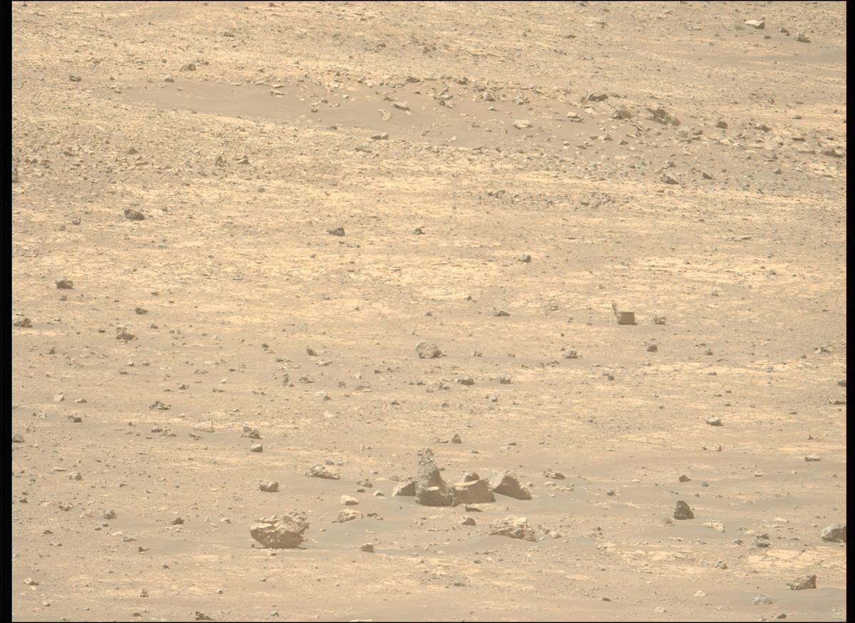 This image was taken by MCZ_LEFT onboard NASA's Mars rover Perseverance on Sol 1554