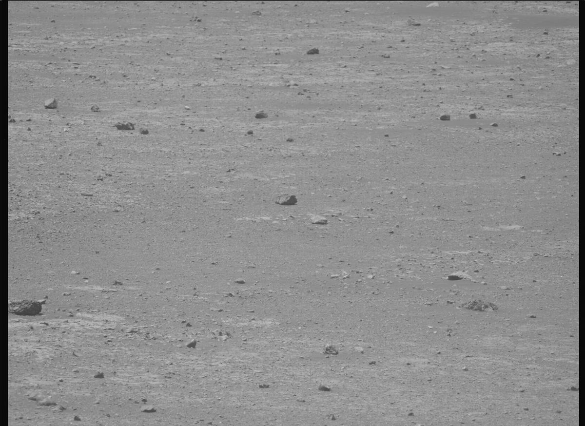 This image was taken by MCZ_LEFT onboard NASA's Mars rover Perseverance on Sol 1554