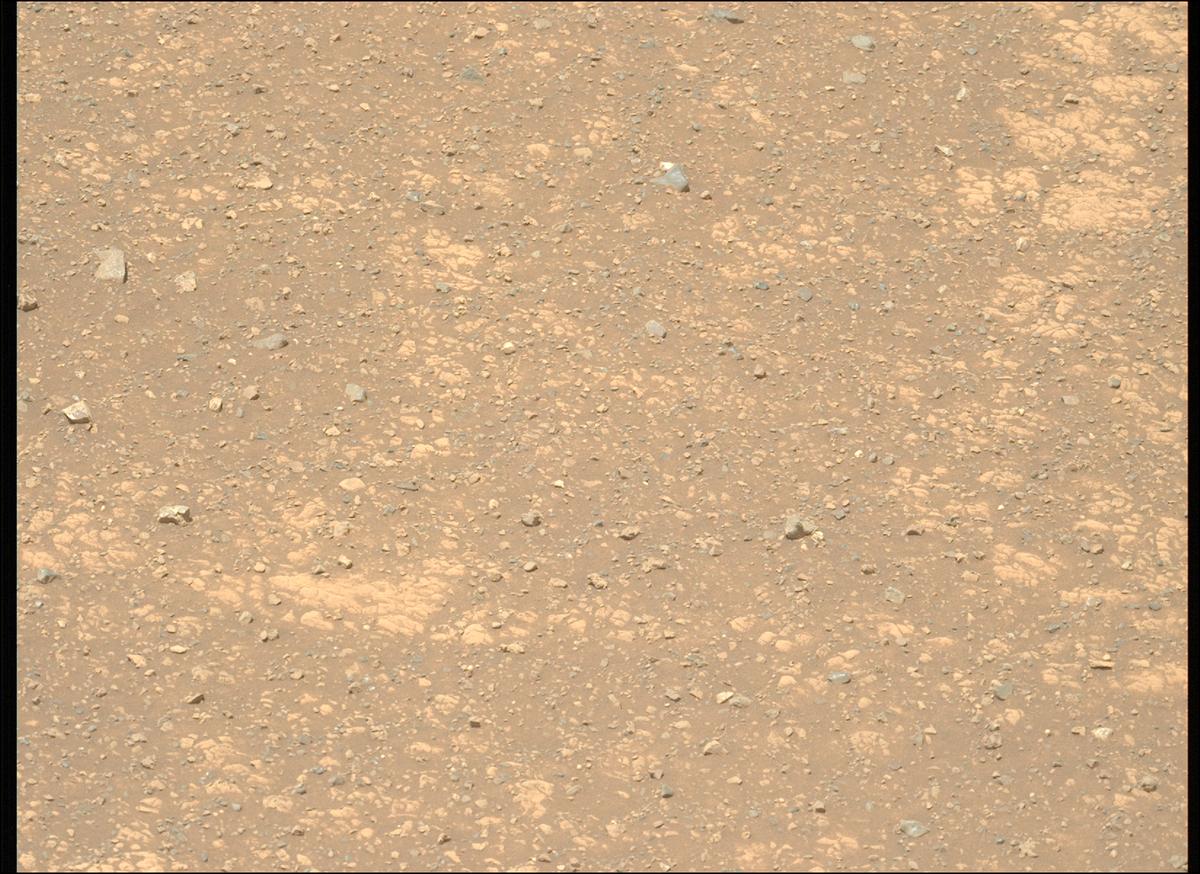 This image was taken by MCZ_LEFT onboard NASA's Mars rover Perseverance on Sol 1554