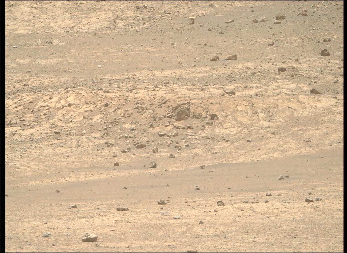 This image was taken by MCZ_RIGHT onboard NASA's Mars rover Perseverance on Sol 1554