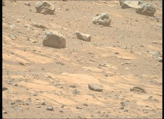View image taken on Mars, Mars Perseverance Sol 1560: Right Mastcam-Z Camera