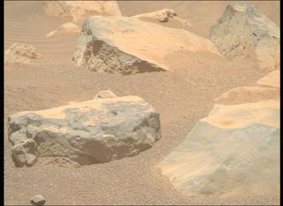 View image taken on Mars, Mars Perseverance Sol 1560: Right Mastcam-Z Camera