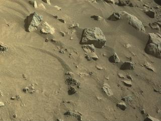 View image taken on Mars, Mars Perseverance Sol 1562: Left Navigation Camera (Navcam)