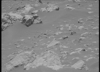 View image taken on Mars, Mars Perseverance Sol 1562: Left Mastcam-Z Camera
