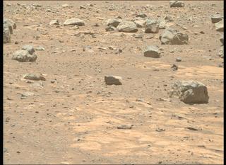 View image taken on Mars, Mars Perseverance Sol 1562: Right Mastcam-Z Camera