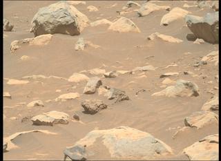 View image taken on Mars, Mars Perseverance Sol 1562: Right Mastcam-Z Camera
