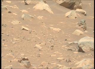 View image taken on Mars, Mars Perseverance Sol 1562: Right Mastcam-Z Camera