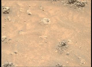 View image taken on Mars, Mars Perseverance Sol 1562: Right Mastcam-Z Camera