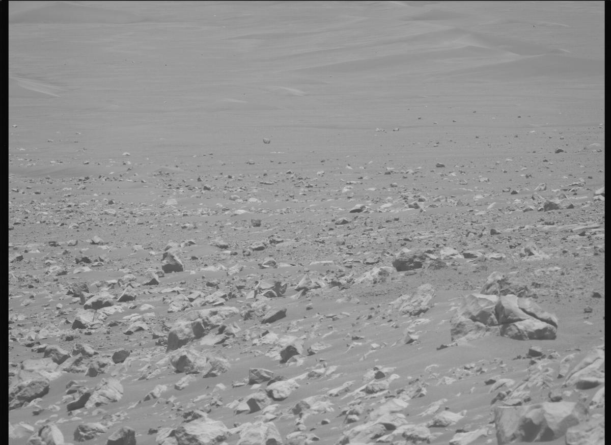 This image was taken by MCZ_LEFT onboard NASA's Mars rover Perseverance on Sol 1566