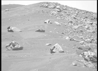 View image taken on Mars, Mars Perseverance Sol 1568: Left Mastcam-Z Camera