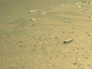 View image taken on Mars, Mars Perseverance Sol 1570: Right Navigation Camera (Navcam)