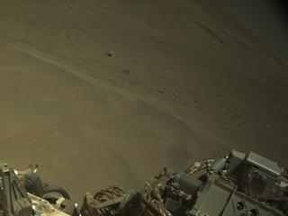 View image taken on Mars, Mars Perseverance Sol 1570: Right Navigation Camera (Navcam)