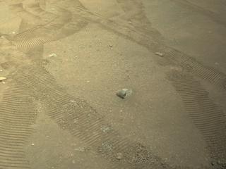 View image taken on Mars, Mars Perseverance Sol 1571: Right Navigation Camera (Navcam)