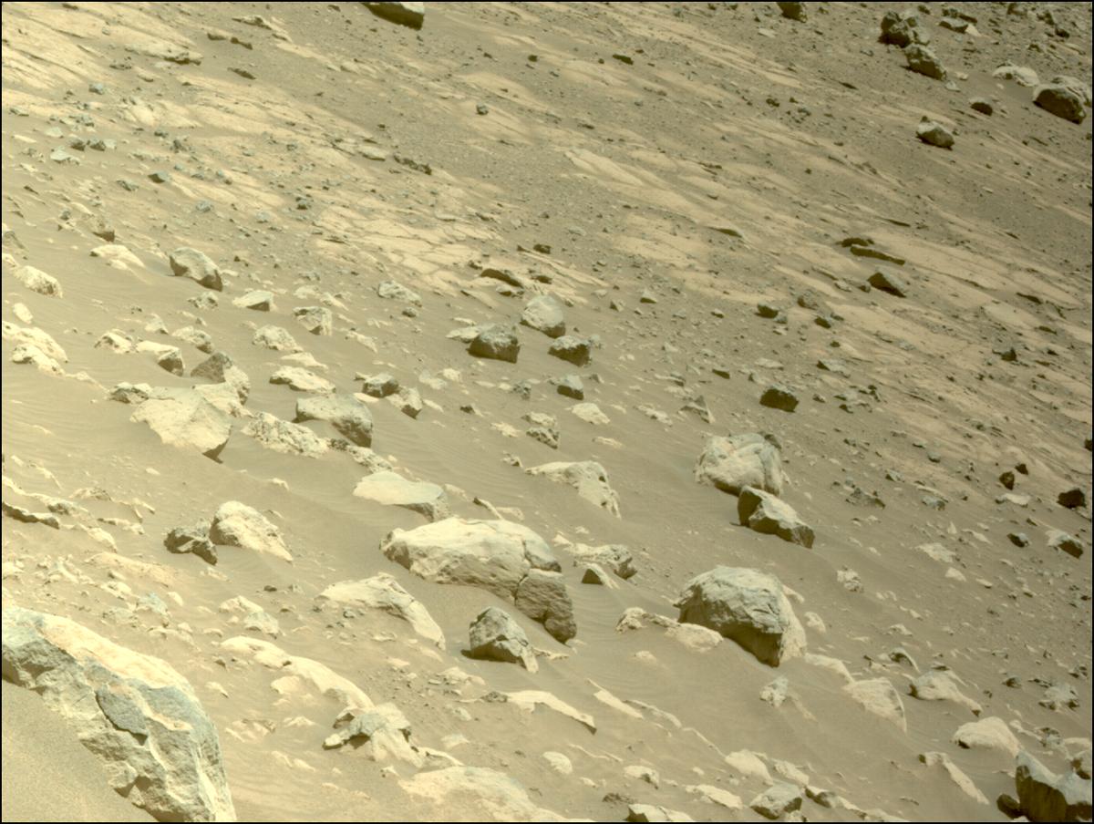 This image was taken by NAVCAM_LEFT onboard NASA's Mars rover Perseverance on Sol 1572