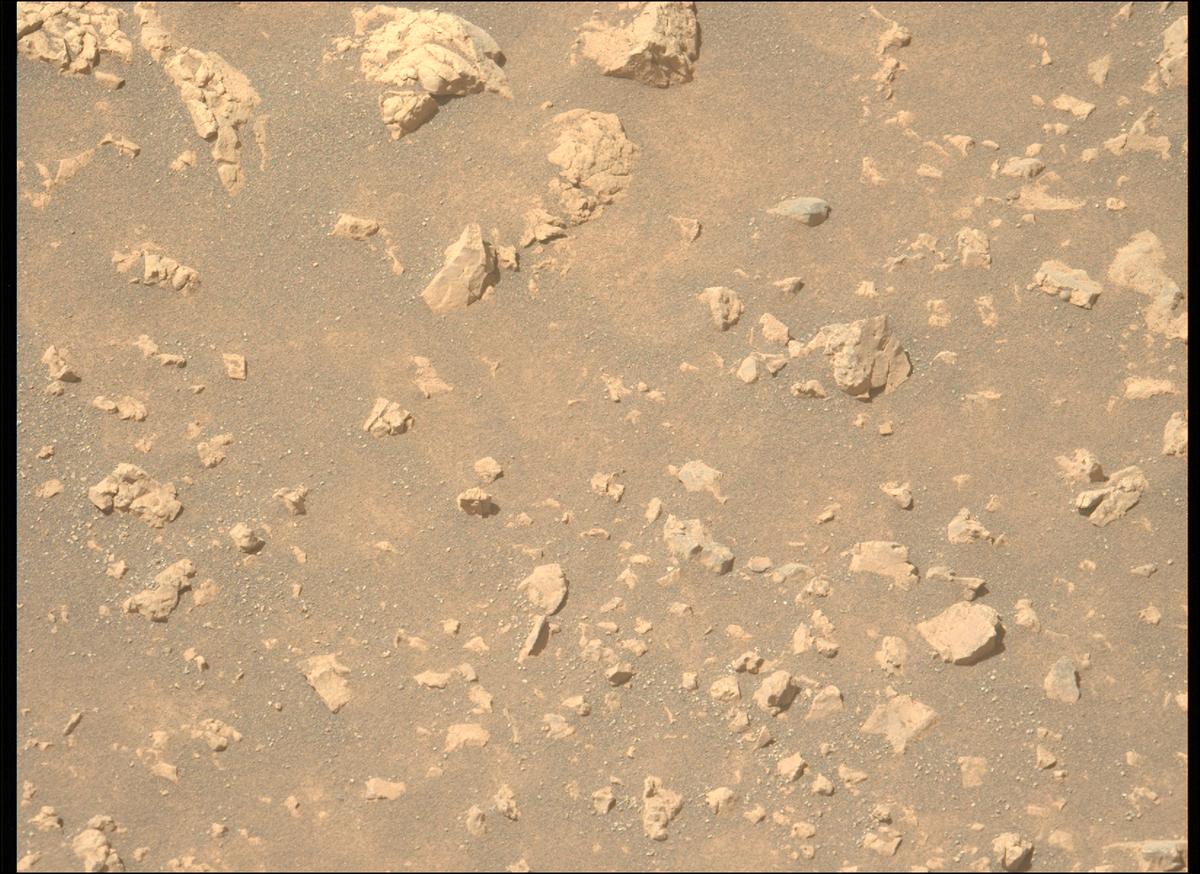 This image was taken by MCZ_LEFT onboard NASA's Mars rover Perseverance on Sol 1578