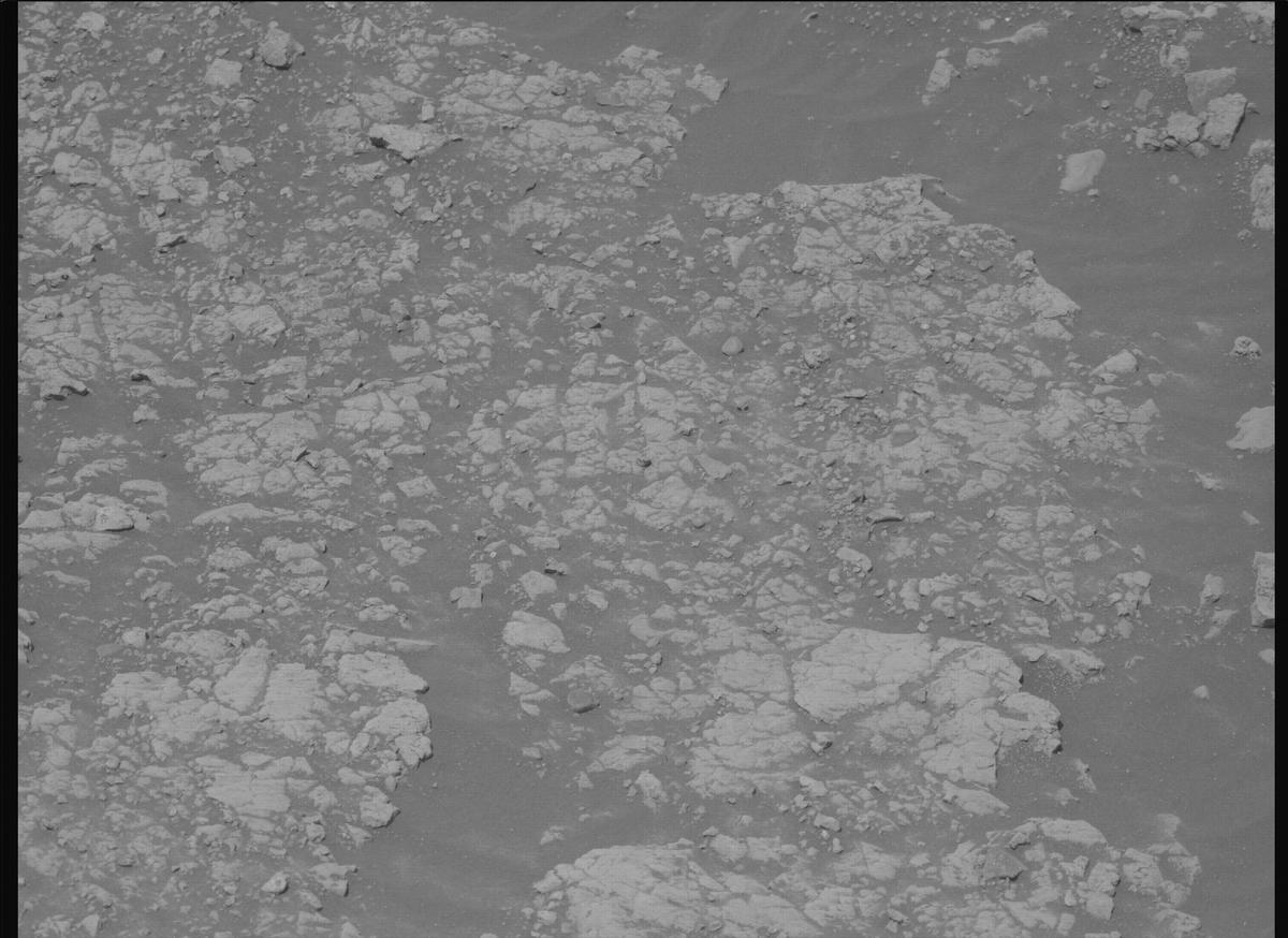 This image was taken by MCZ_LEFT onboard NASA's Mars rover Perseverance on Sol 1578