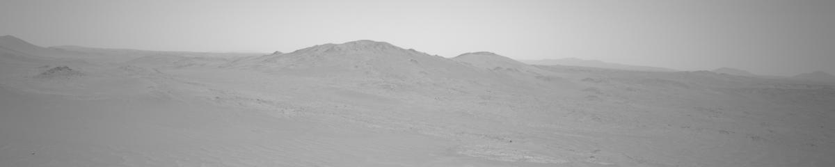 This image was taken by NAVCAM_LEFT onboard NASA's Mars rover Perseverance on Sol 1579