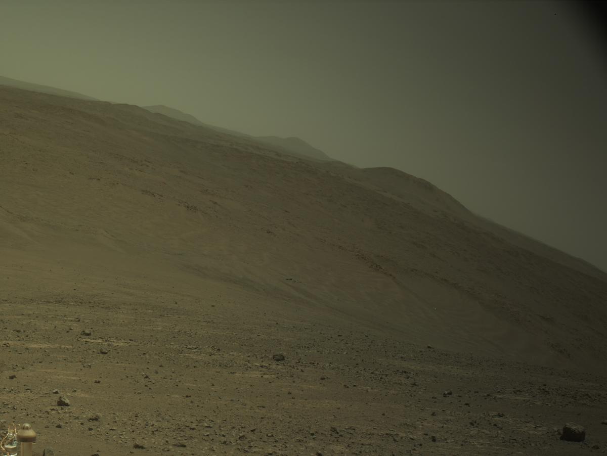 This image was taken by NAVCAM_RIGHT onboard NASA's Mars rover Perseverance on Sol 1579