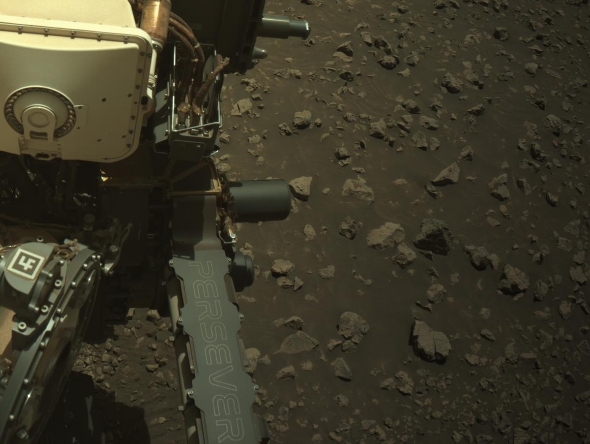 This image was taken by NAVCAM_RIGHT onboard NASA's Mars rover Perseverance on Sol 1579