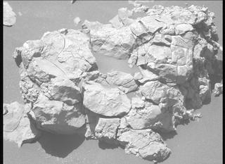 View image taken on Mars, Mars Perseverance Sol 1580: Left Mastcam-Z Camera