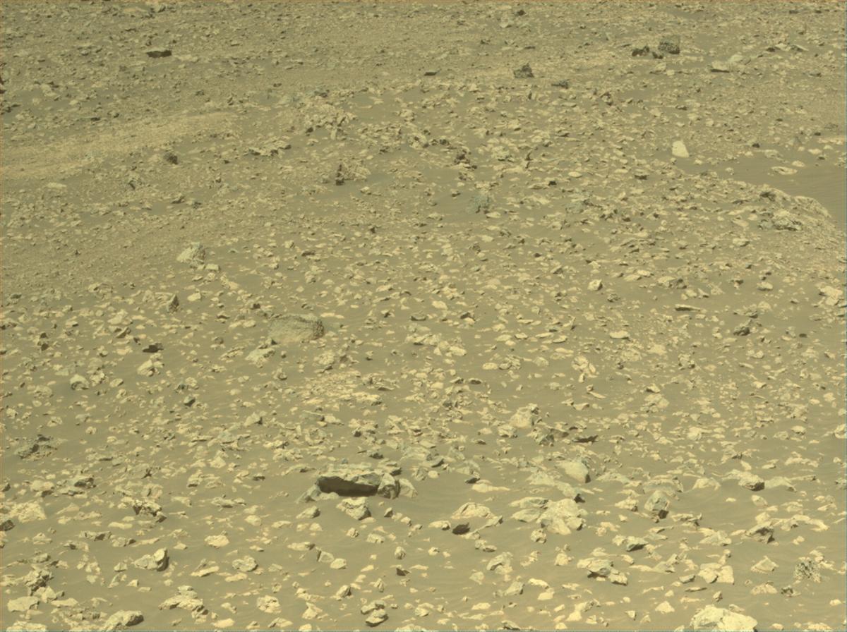 This image was taken by NAVCAM_RIGHT onboard NASA's Mars rover Perseverance on Sol 1581