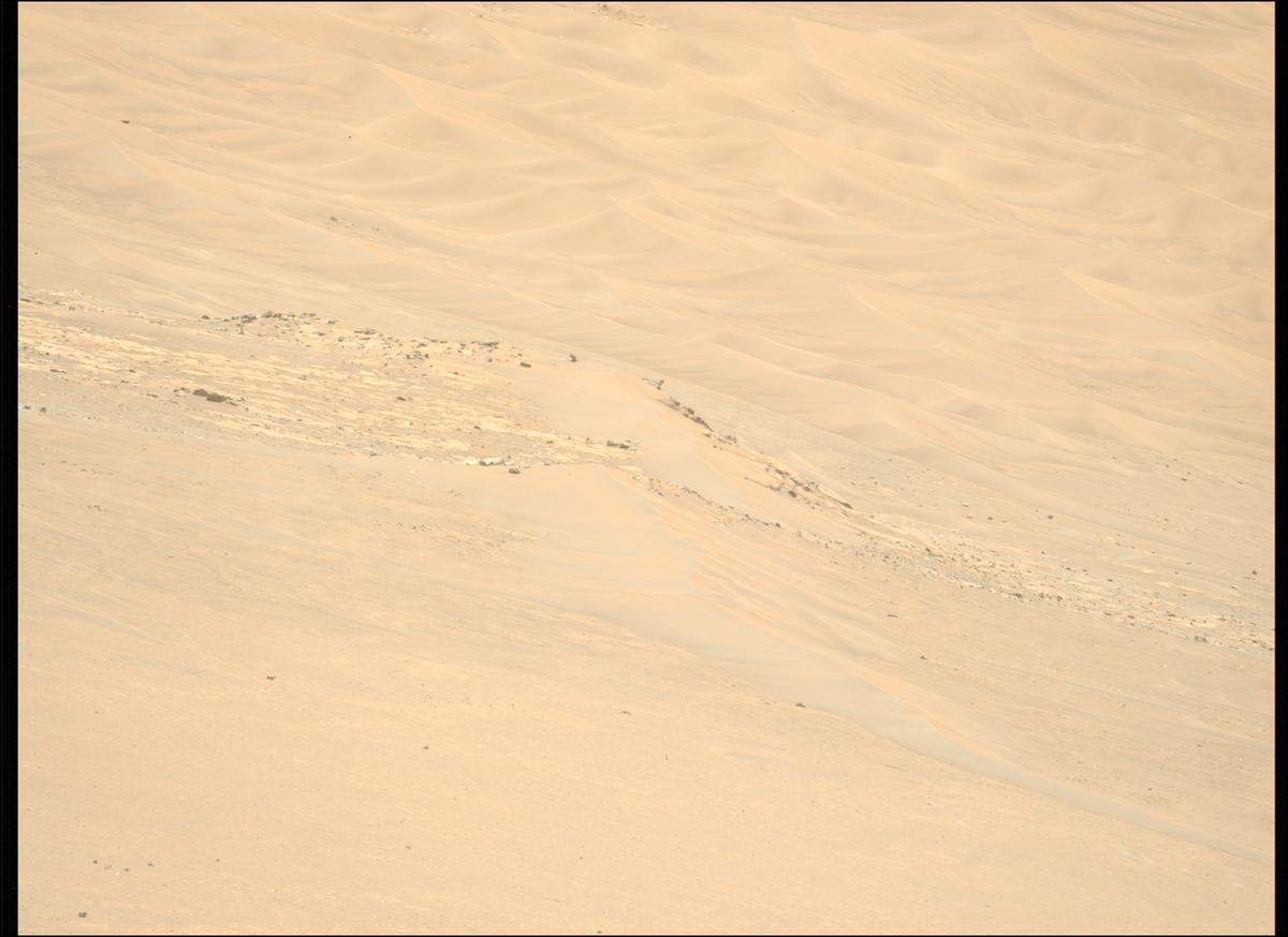 This image was taken by MCZ_LEFT onboard NASA's Mars rover Perseverance on Sol 1582