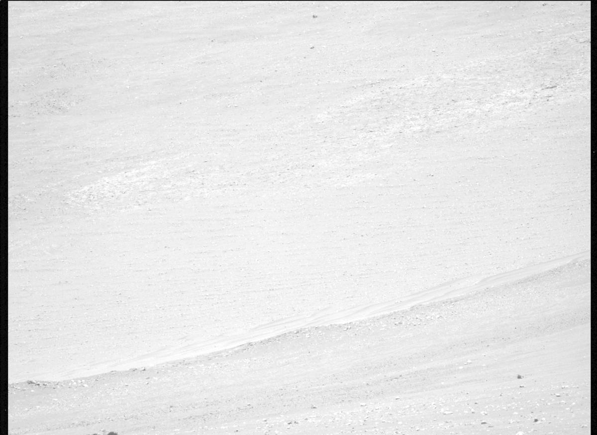 This image was taken by MCZ_LEFT onboard NASA's Mars rover Perseverance on Sol 1582