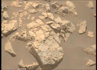View image taken on Mars, Mars Perseverance Sol 1582: Right Mastcam-Z Camera
